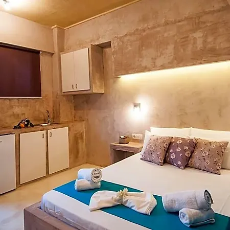 Zante Nest & Khartáta