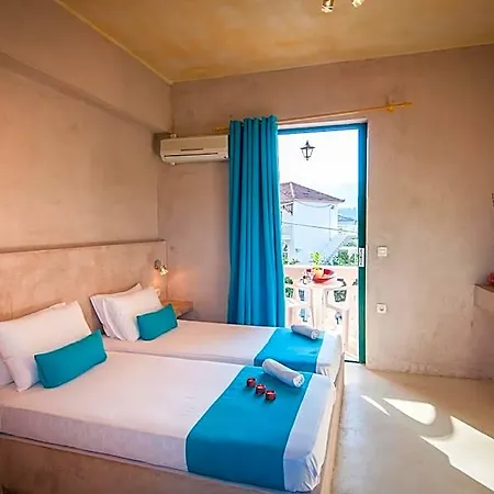 Zante Nest & Khartáta